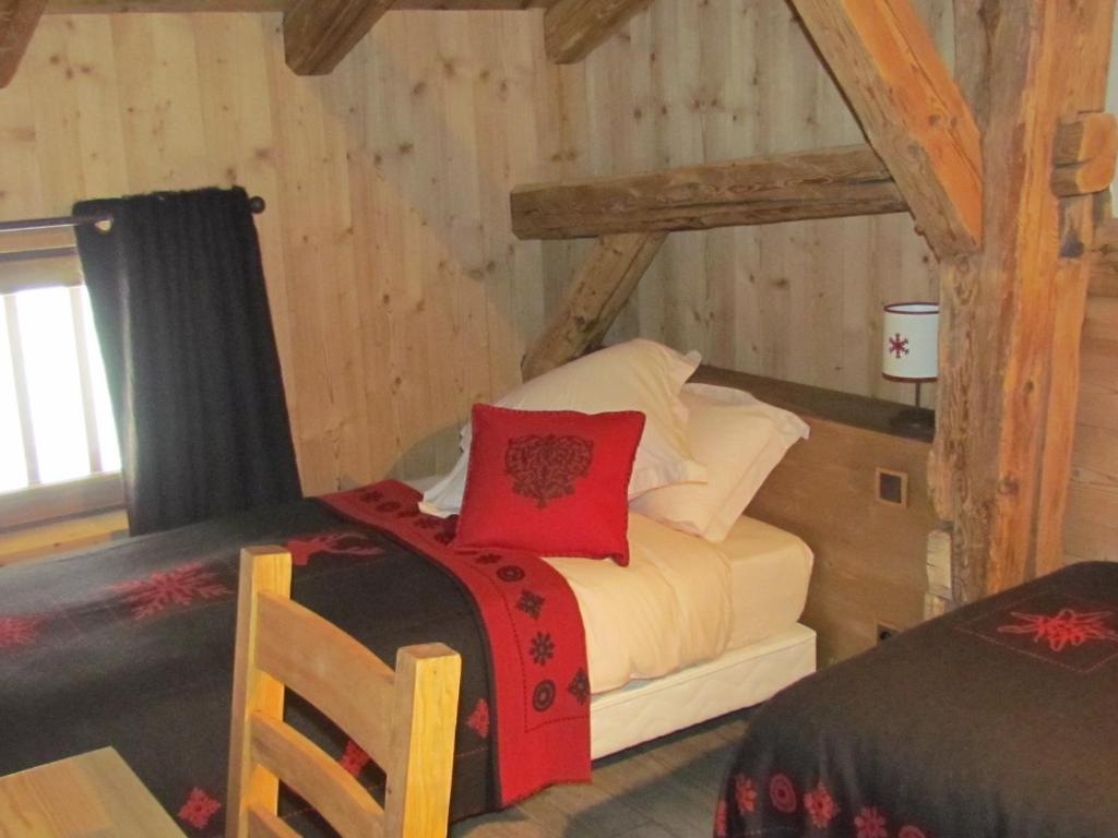 Chez La Fine Bed and Breakfast Les Gets Rum bild