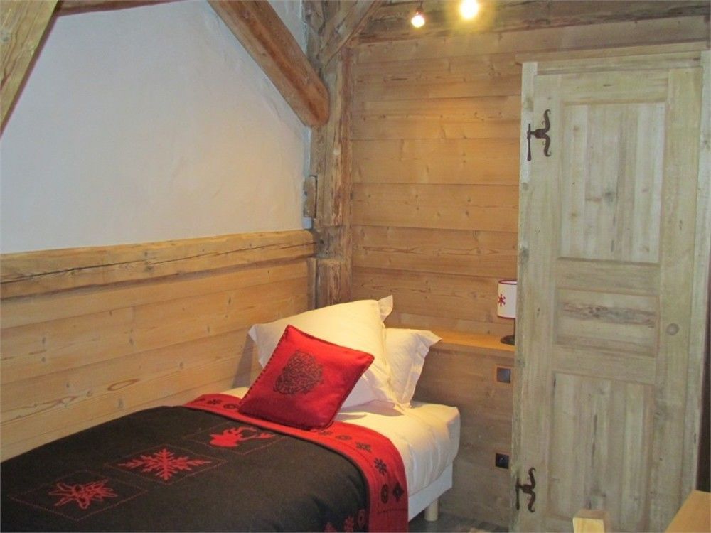 Chez La Fine Bed and Breakfast Les Gets Exteriör bild
