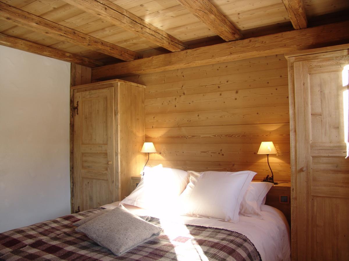 Chez La Fine Bed and Breakfast Les Gets Exteriör bild